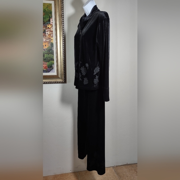 Coldwater Creek Velvet Jacket/Pants - Picture 2 of 9